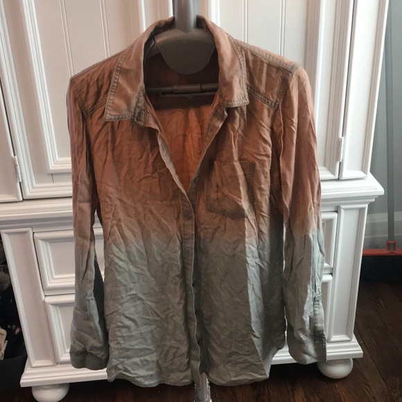 Button down shirt - Picture 1 of 1